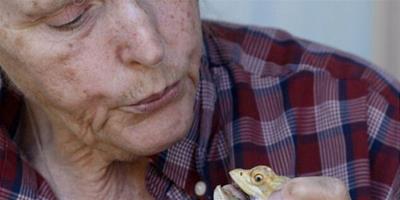 美國老婦用心肺復蘇術救活溺水寵物蜥蜴